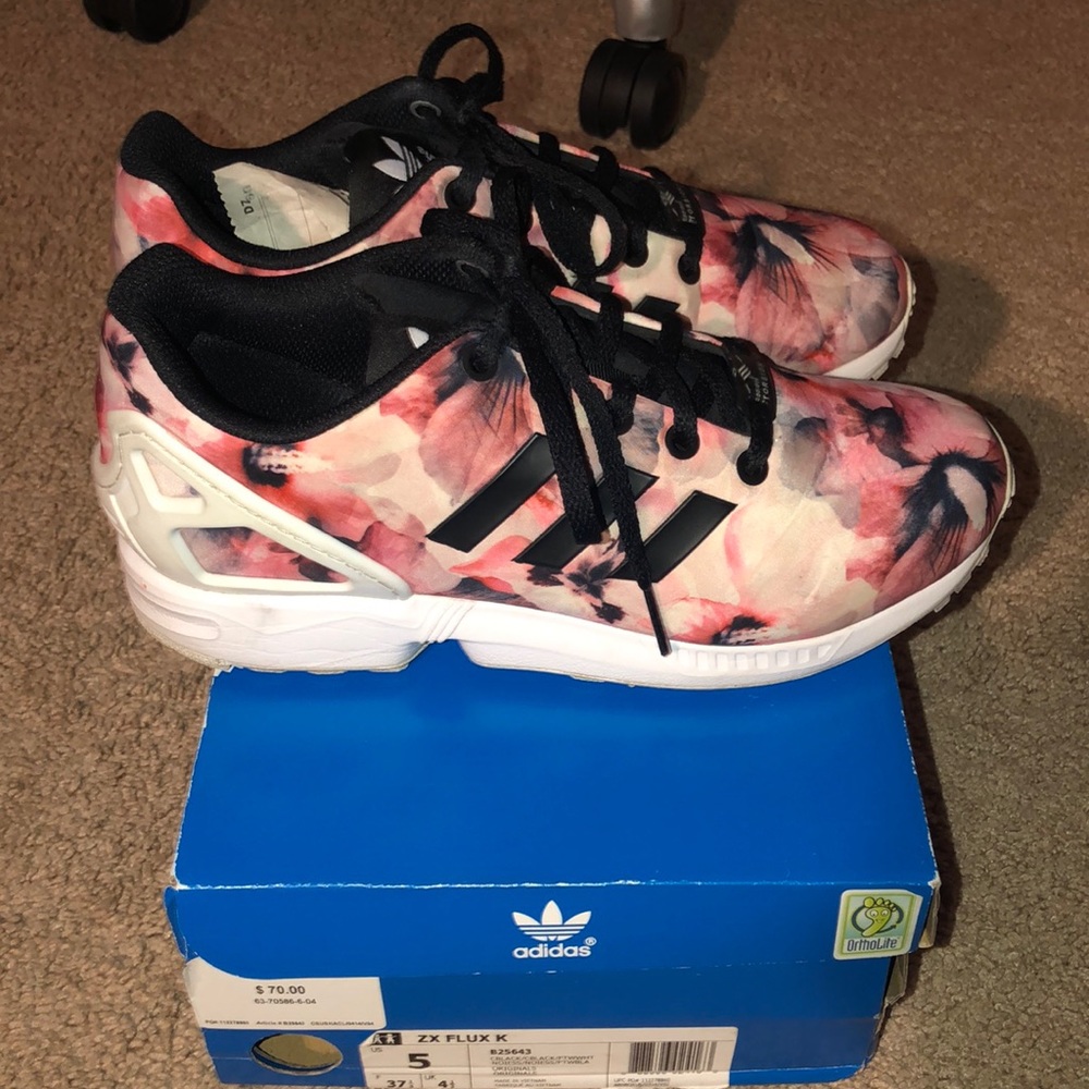 ZX Flux Adidas Sneaker - Picture 2 of 5